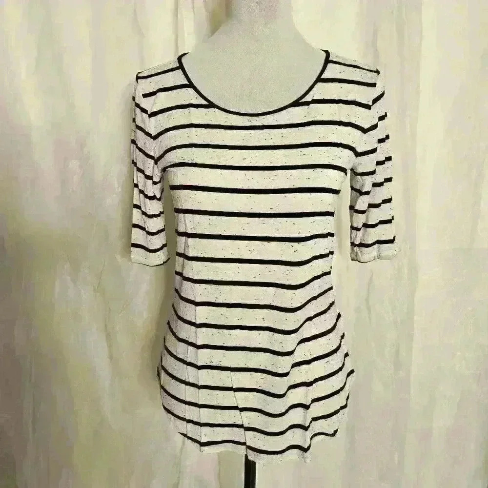 Black and White Stripe Apartment 9 Size Small Long Shirt